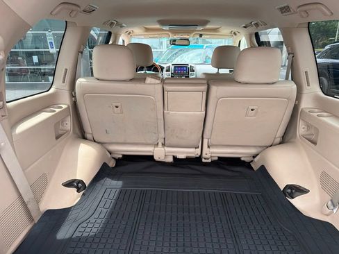 Used 2013 Toyota Land Cruiser AWD/4WD image 12