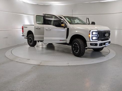 New 2025 Ford F250 Lariat w/ Lariat Ultimate Package image 7