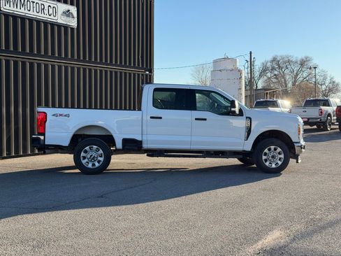 Used 2024 Ford F250 XLT image 4