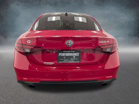 Used 2023 Alfa Romeo Giulia Sprint AWD/4WD image 5