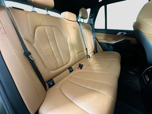 Certified 2022 BMW X5 sDrive40i w/ Premium Package image 28