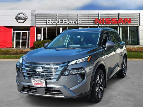Used 2024 Nissan Rogue SL w/ SL Premium Package AWD/4WD image 5