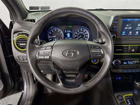 Used 2019 Hyundai Kona Limited w/ Cargo Package AWD/4WD image 12