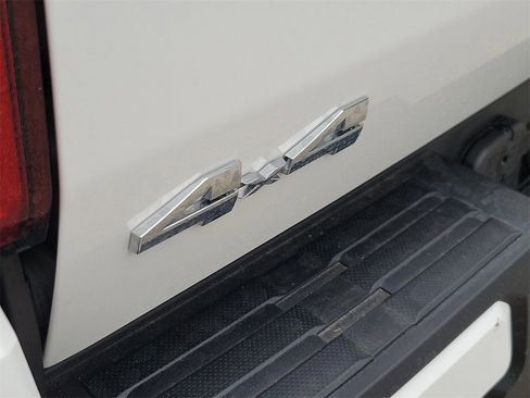 New 2026 Toyota Tacoma SR5 image 7