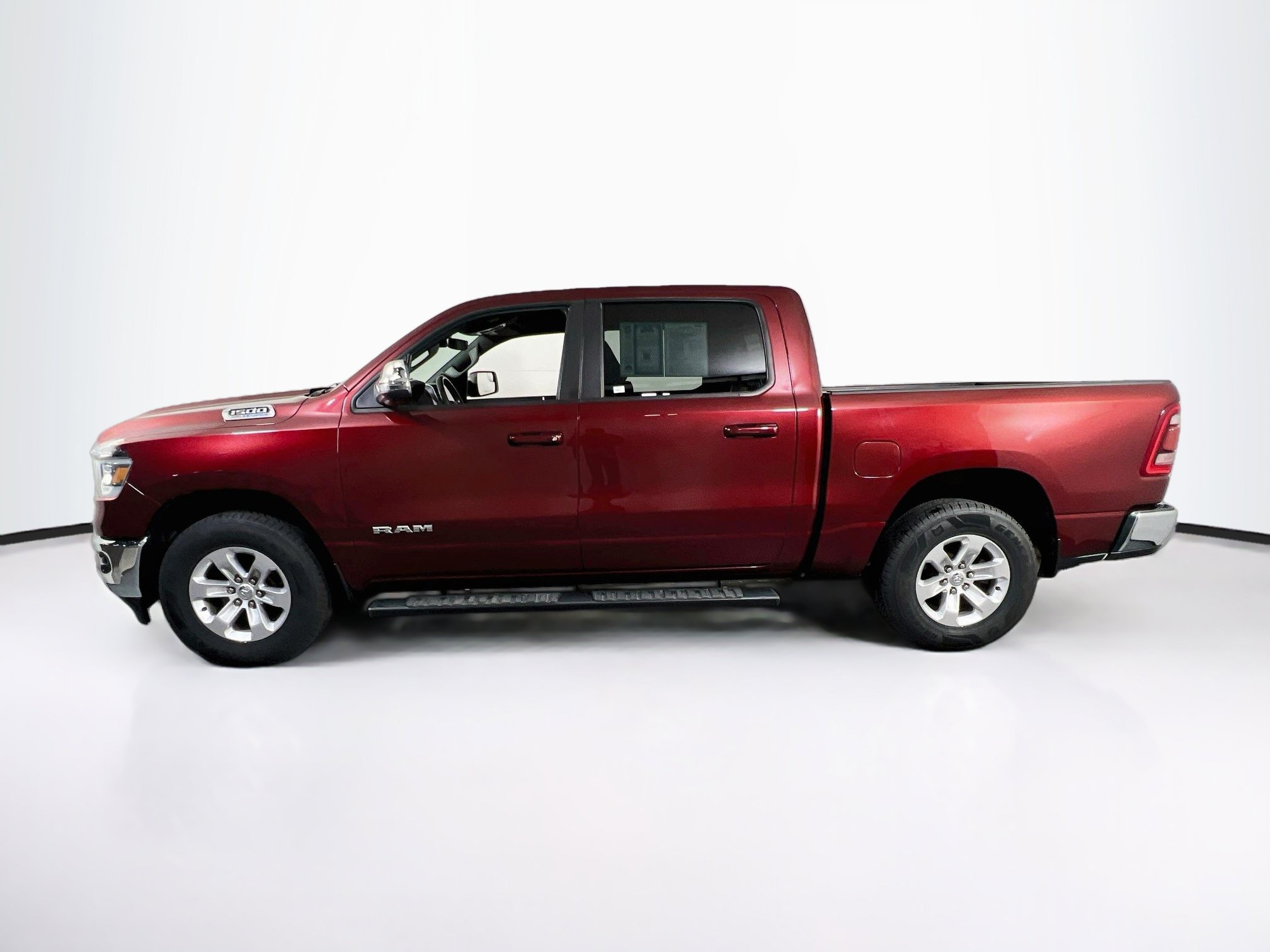 Used 2023 RAM 1500 Laramie AWD/4WD image 8