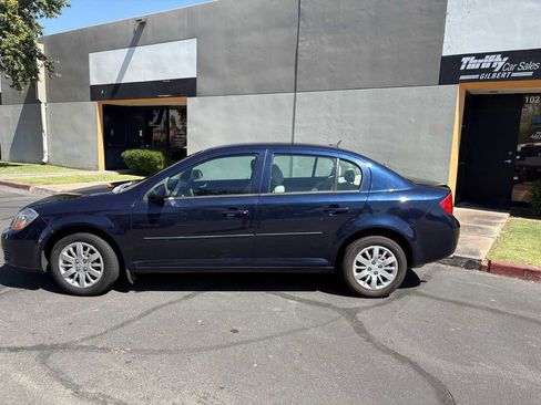 Used 2010 Chevrolet Cobalt LT image 3
