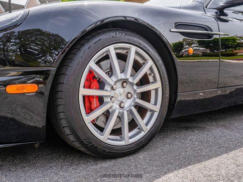 Used 2005 Aston Martin Vanquish S image 58