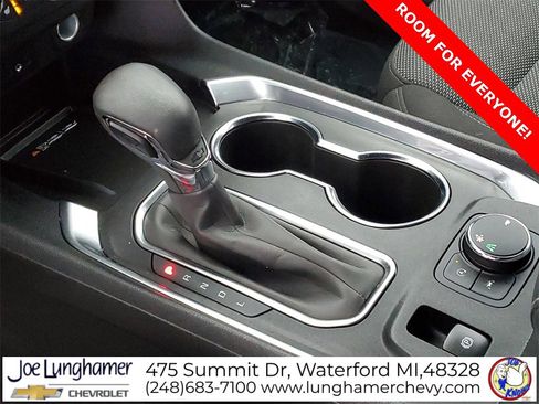 Used 2023 Chevrolet Traverse LT image 15