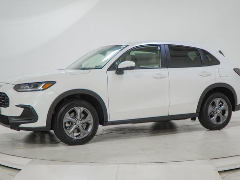Certified 2026 Honda HR-V LX image 5