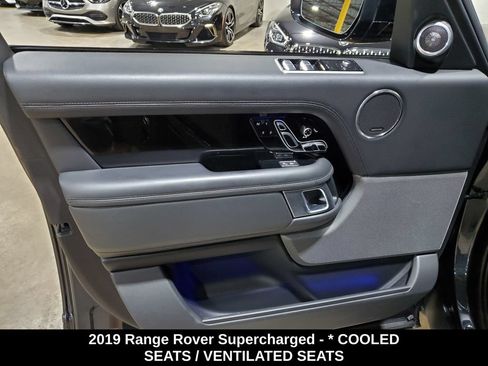 Used 2019 Land Rover Range Rover Supercharged AWD/4WD image 8