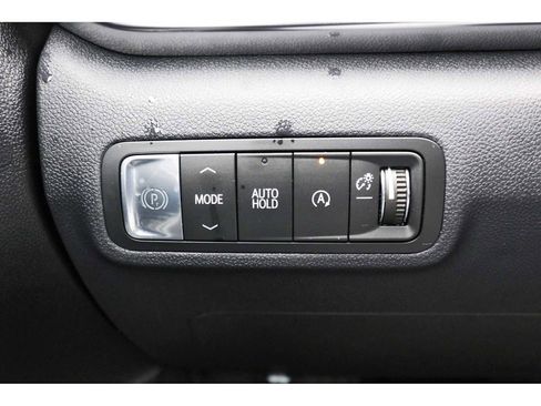 Used 2026 GMC Terrain Elevation w/ Elevation Premium Package image 19