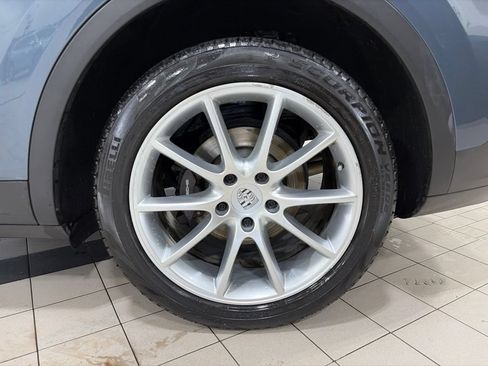 Used 2020 Porsche Cayenne AWD/4WD image 23