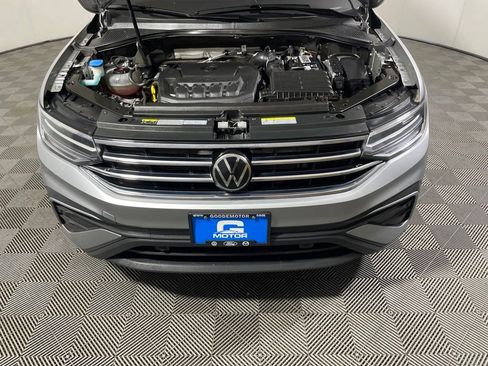 Certified 2022 Volkswagen Tiguan SE AWD/4WD image 23