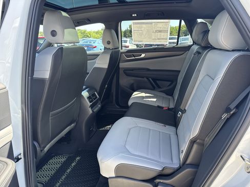 New 2026 Volkswagen Atlas Cross Sport SEL image 24