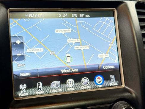 Used 2017 Jeep Grand Cherokee Limited image 15