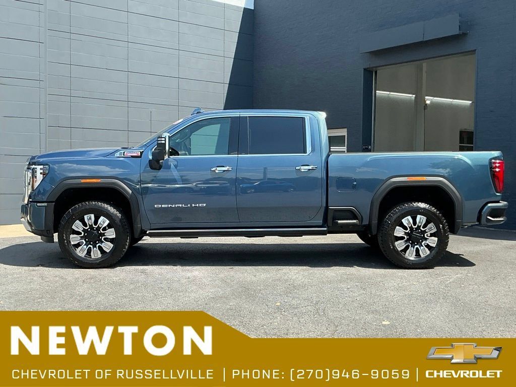 Used 2026 GMC Sierra 2500 Denali w/ Denali Reserve Package AWD/4WD image 3