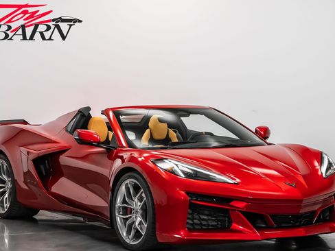 Used 2025 Chevrolet Corvette Z06 image 7