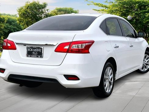 Used 2019 Nissan Sentra SV image 6