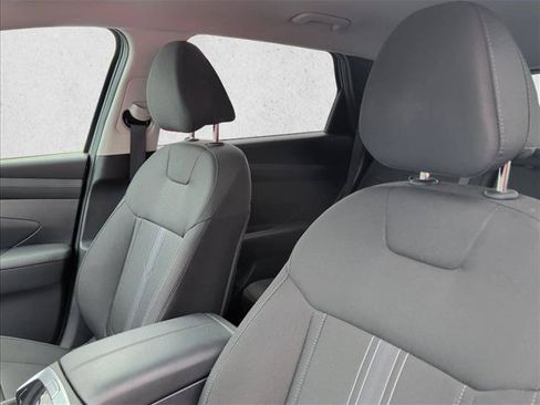 Used 2025 Hyundai Tucson SEL FWD image 19