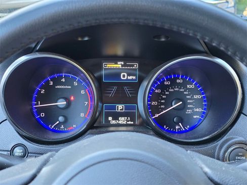 Used 2017 Subaru Outback 2.5i Limited image 4