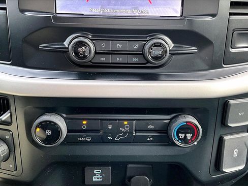 Used 2023 Ford F150 XLT image 15