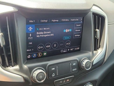 Used 2023 GMC Terrain SLT w/ Tech Package FWD image 26