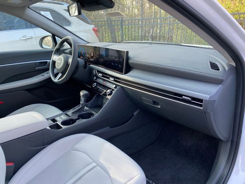 Certified 2025 Hyundai Sonata SE FWD image 33