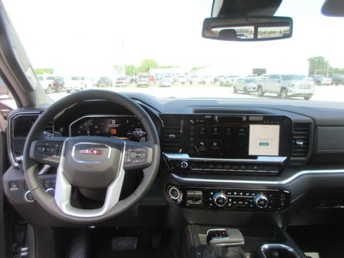New 2026 GMC Sierra 1500 SLT w/ SLT Convenience Package AWD/4WD image 16