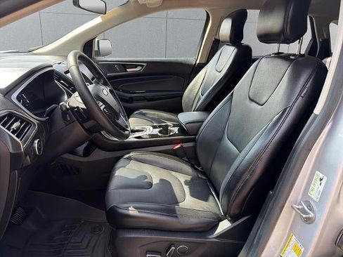 Used 2018 Ford Edge Titanium AWD/4WD image 23