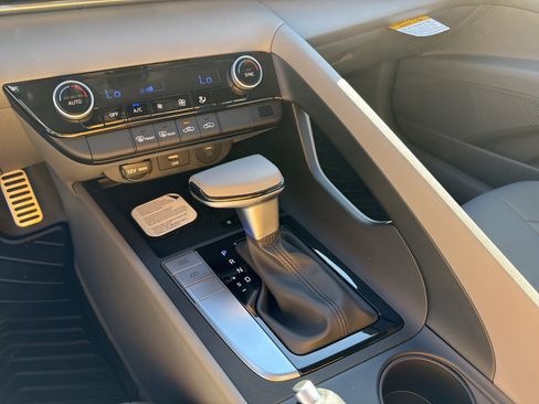 New 2026 Hyundai Elantra Sport image 20