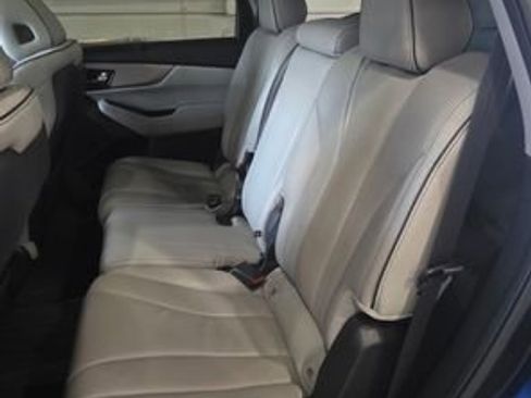 Used 2023 Acura MDX SH-AWD w/ Advance Package image 32