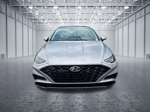 Used 2023 Hyundai Sonata SEL w/ Convenience Package FWD image 2
