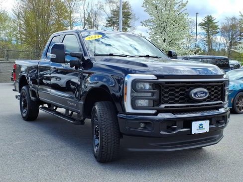 Used 2024 Ford F350 Lariat w/ Sport Appearance Package AWD/4WD image 6