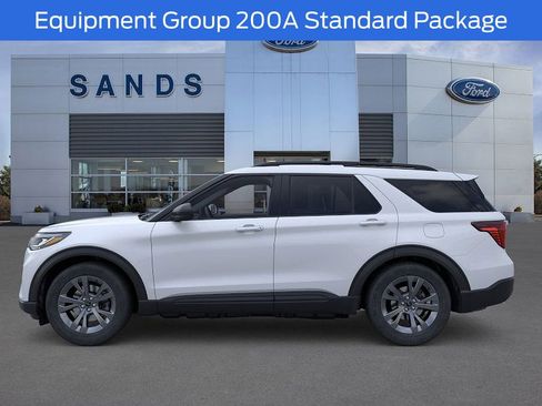 New 2026 Ford Explorer Active w/ Active Comfort Package image 3