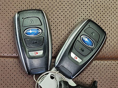 Used 2023 Subaru Ascent Touring AWD/4WD image 40