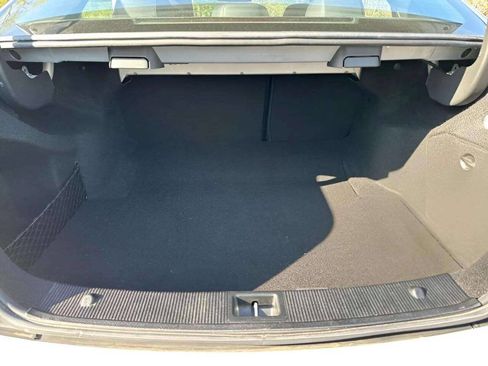 Used 2011 Mercedes-Benz C 300 4MATIC Sedan image 18