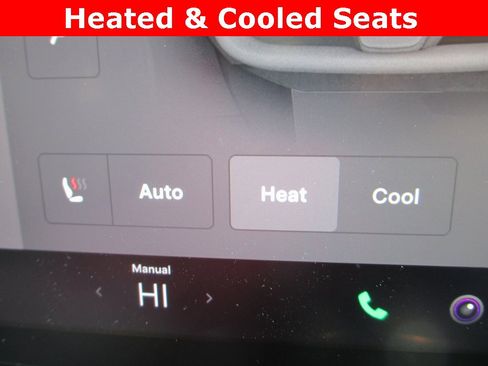 Used 2022 Tesla Model X Plaid image 16