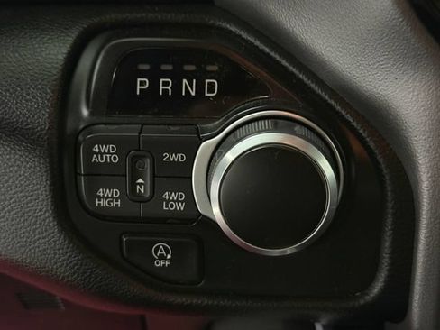 Used 2022 RAM 1500 Big Horn AWD/4WD image 17