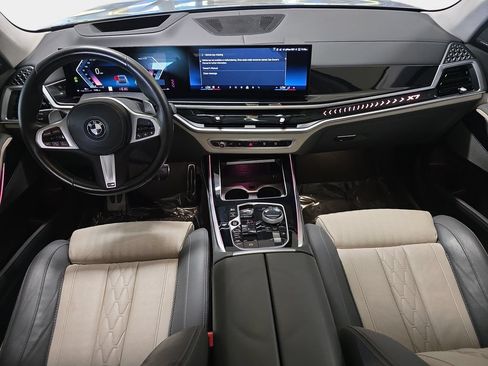 Used 2024 BMW X7 xDrive40i w/ Executive Package AWD/4WD image 12