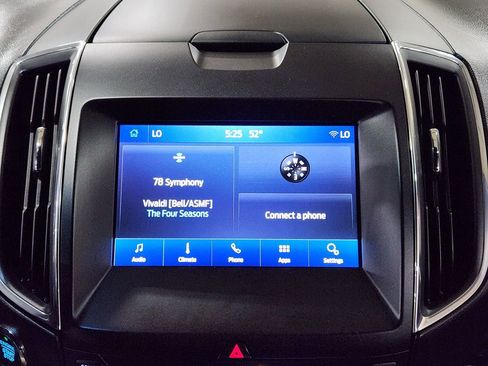 Used 2019 Ford Edge ST image 37