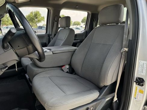 Used 2019 Ford F150 XLT w/ Equipment Group 302A Luxury AWD/4WD image 24