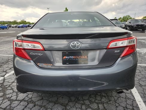 Used 2013 Toyota Camry SE FWD image 13