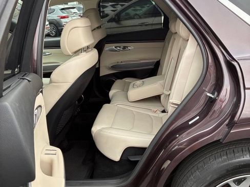 Used 2022 Genesis GV70 2.5T w/ Advanced Package AWD/4WD image 25