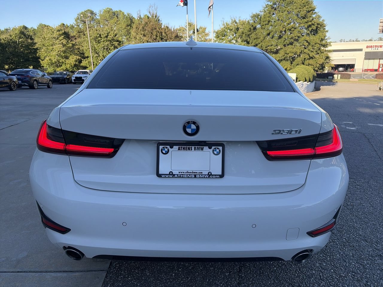 Used 2021 BMW 330i Sedan w/ Premium Package RWD image 12