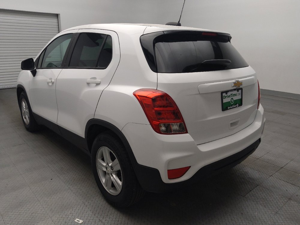 Used 2020 Chevrolet Trax LS w/ Tint and Cruise Package FWD image 5