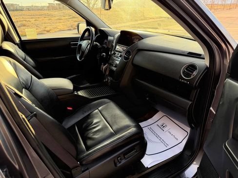 Used 2015 Honda Pilot Touring image 17