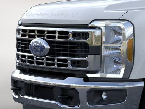 New 2026 Ford F350 XL w/ XL Chrome Package AWD/4WD image 9