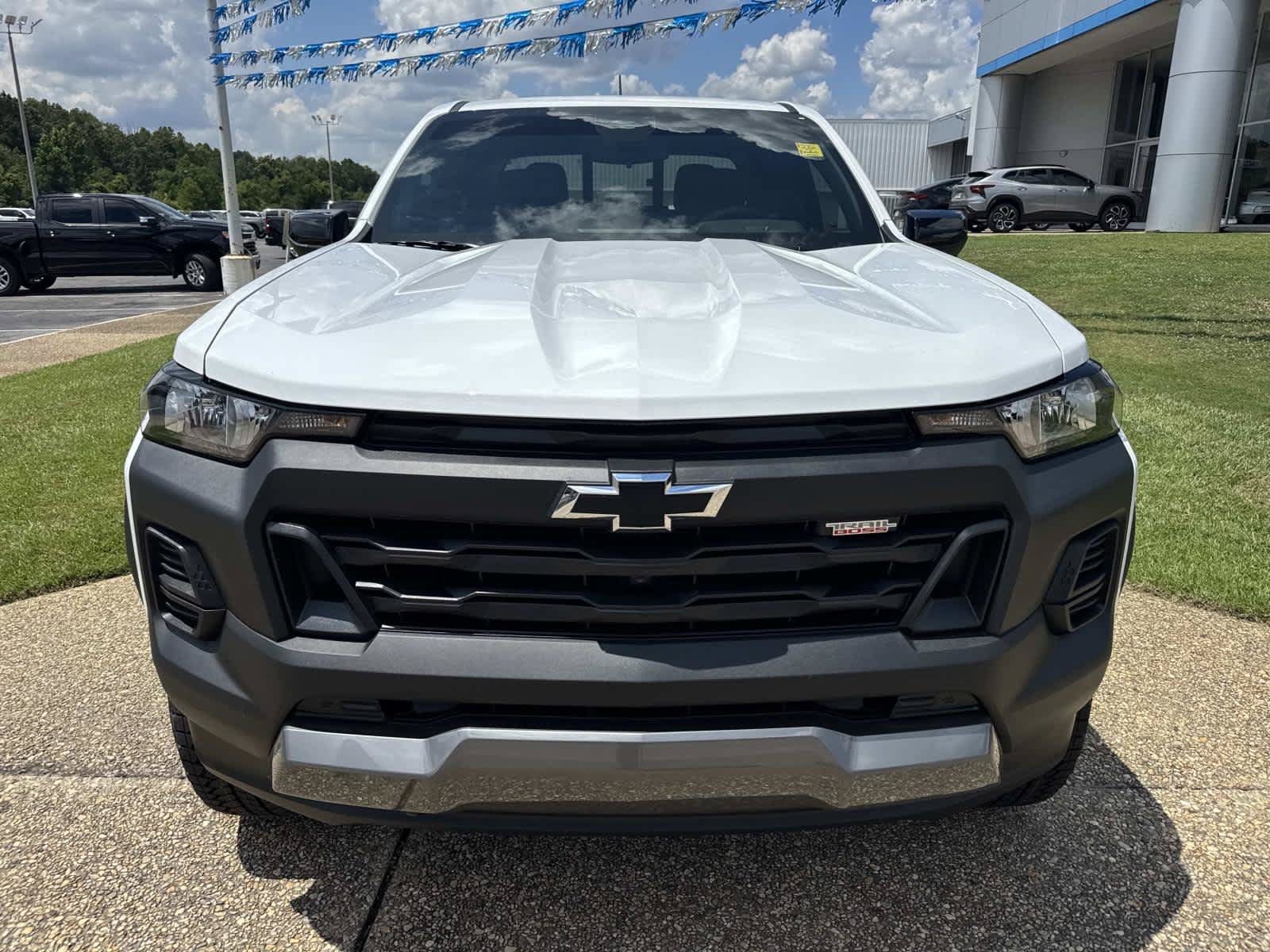 New 2026 Chevrolet Colorado Trail Boss AWD/4WD image 2