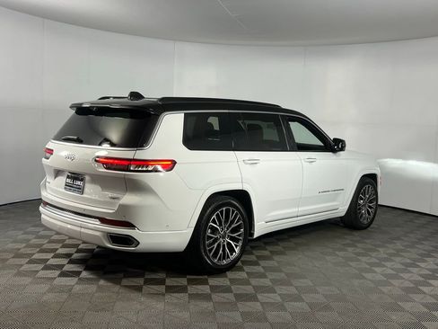 Used 2024 Jeep Grand Cherokee L Summit image 7