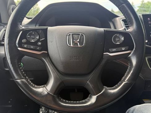 Used 2022 Honda Pilot Special Edition image 12